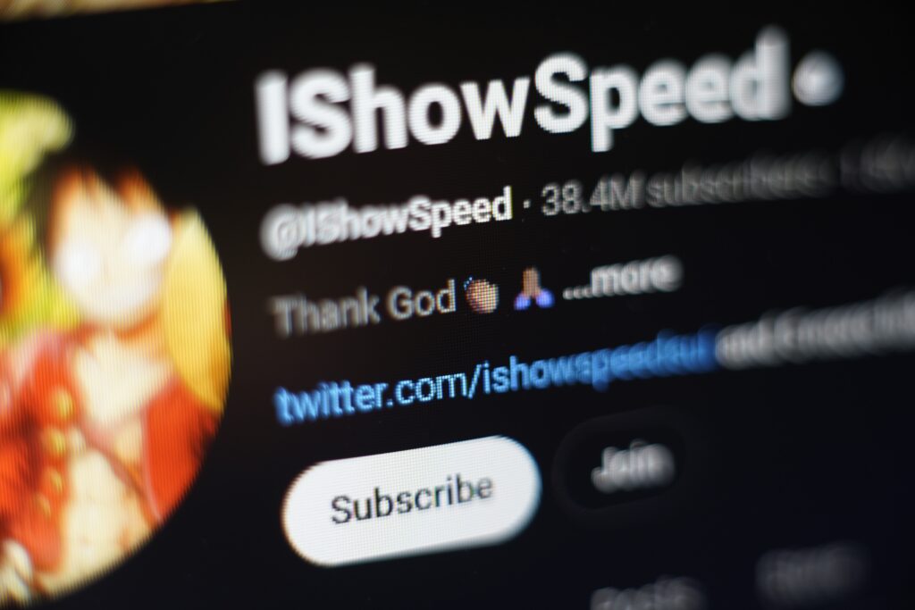 Stripper-Turned-UFC Fighter Vanessa Demopoulos Submits IShowSpeed Three Times in Playful Sparring