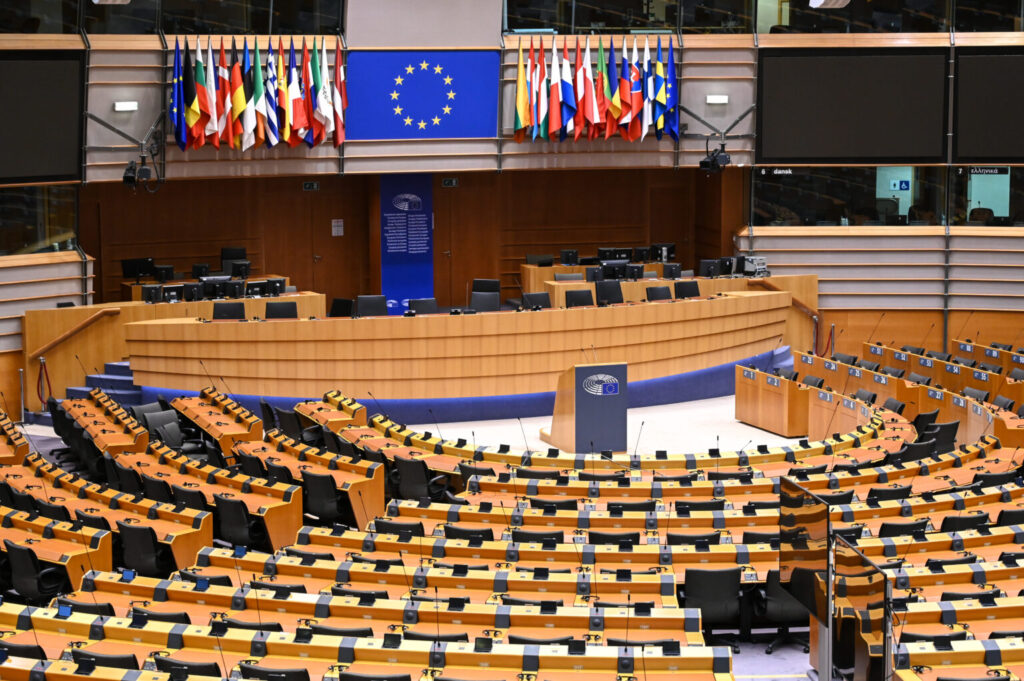 EU Parliament Pushes Debate Reforms