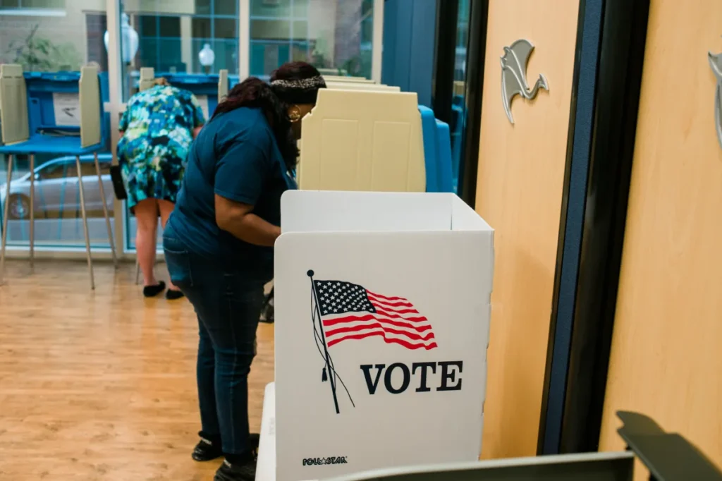 US Voter Turnout and Historic Election Wins