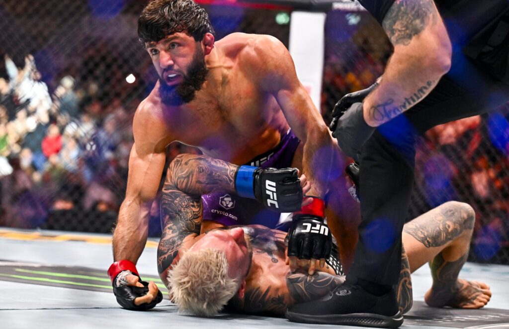 Demetrious Johnson Backs Arman Tsarukyan to Dethrone Ilia Topuria Demetrious Johnson Backs Arman Tsarukyan to Dethrone Ilia Topuria